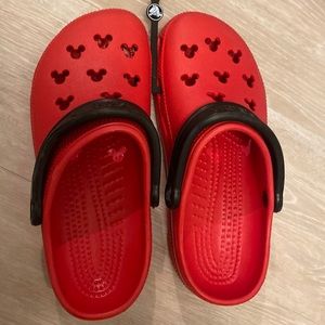 Disney crocs red size 8-9 Womens (men's 6-7)
